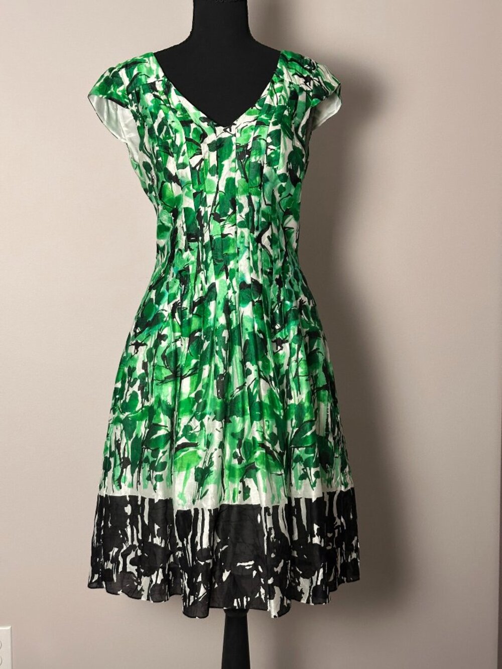 Kay Unger New York Green Black White Watercolor Floral Border Print Dress Size 6